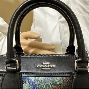 Coach, RowanPurse, Rose Print, Rare limited edition